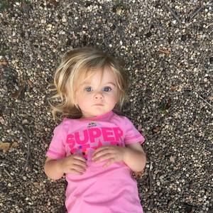 Meet your Posher, Debi